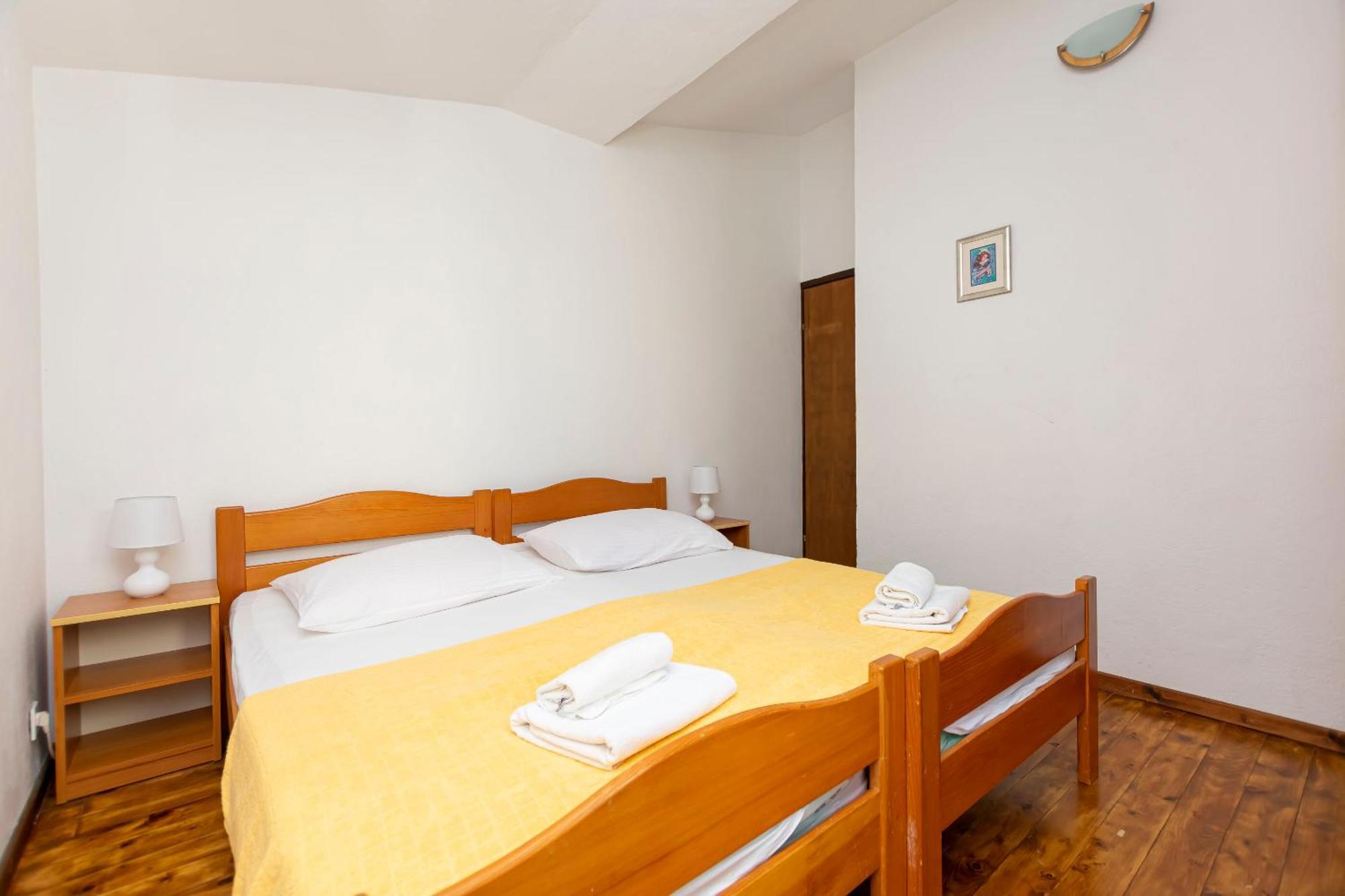 Apartments Marija Donji Okrug  Extérieur photo