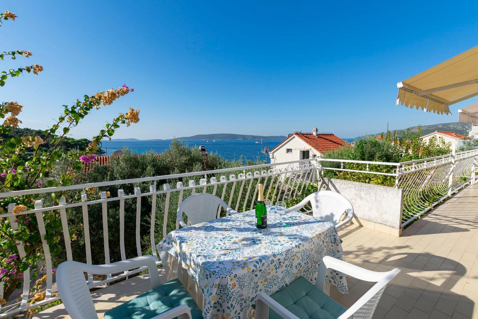 Apartments Marija Donji Okrug  Extérieur photo